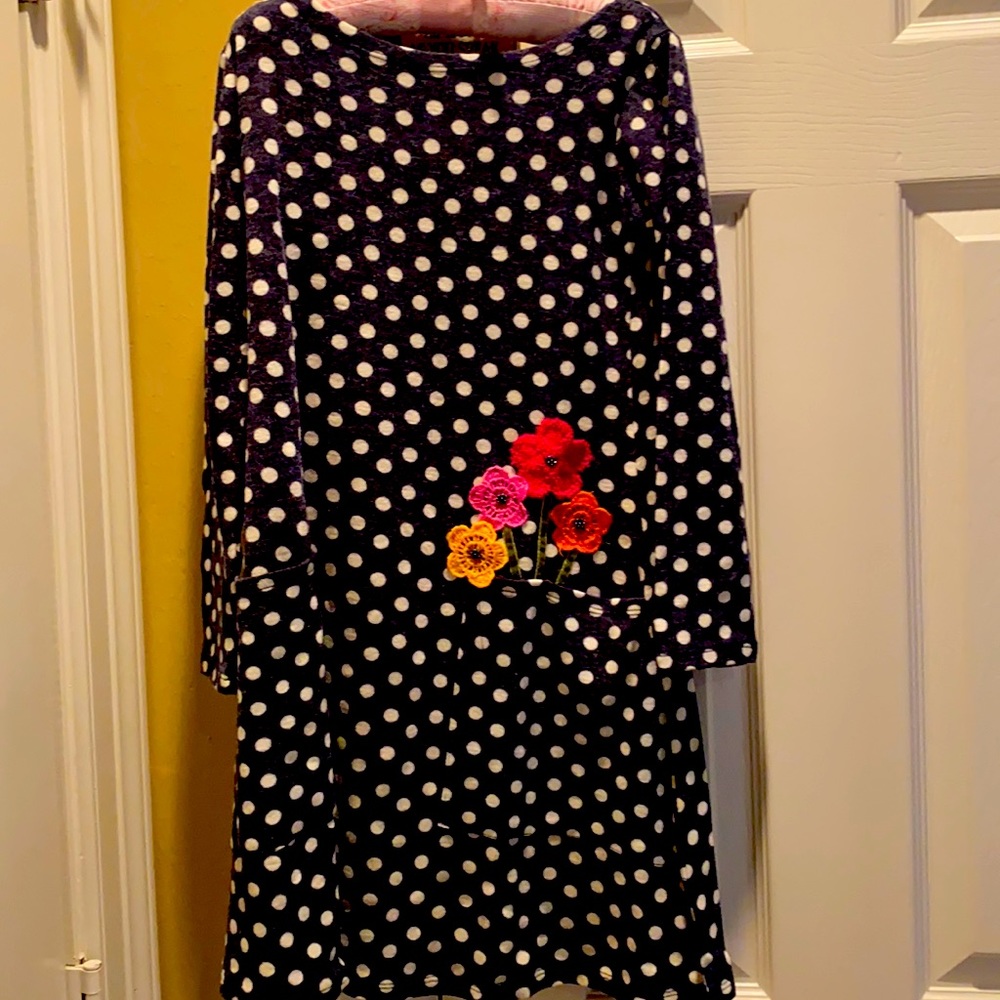 Super cute navy with white polkadots dress light sweater type material